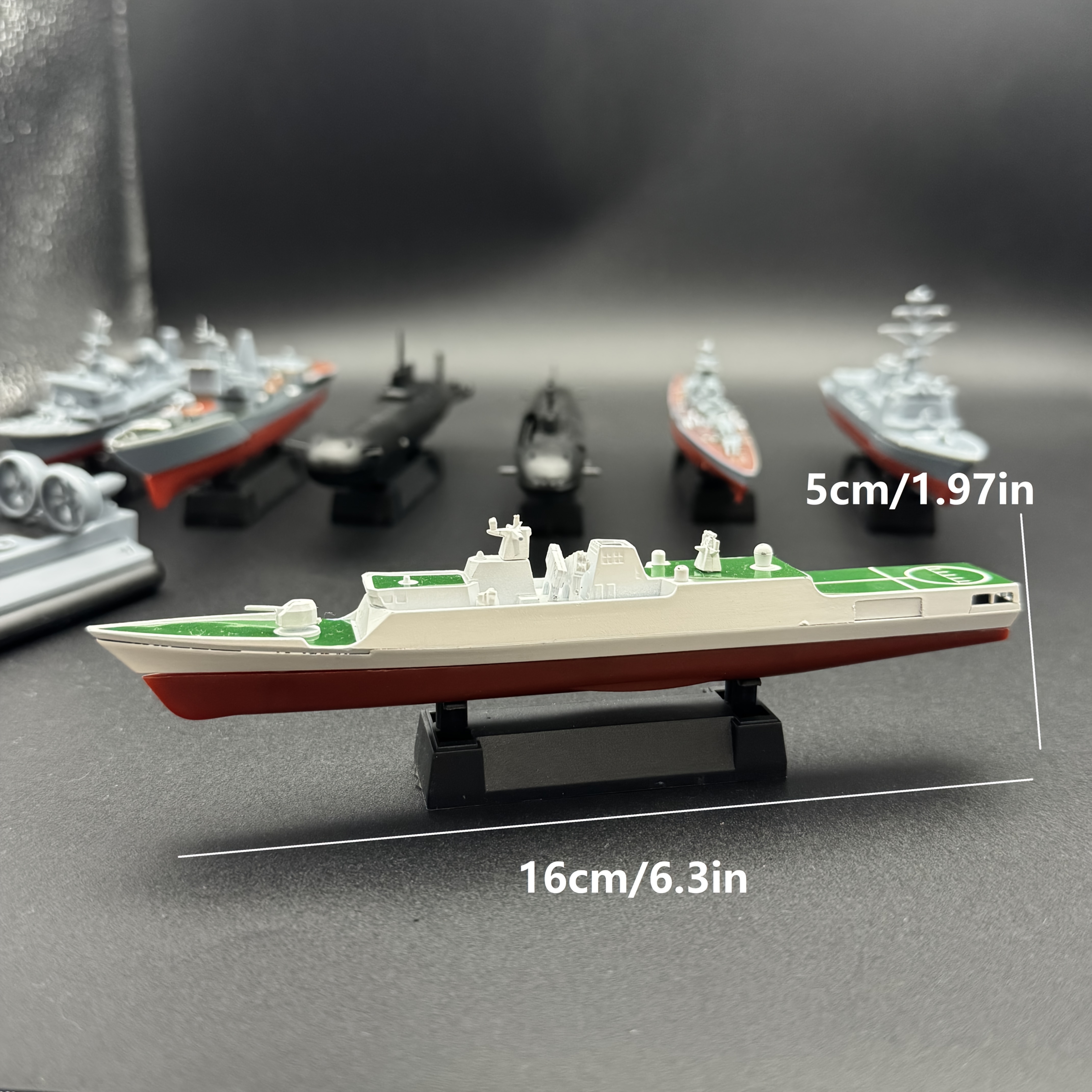 8pcs Highly Realistic Assembly Warship Model Set